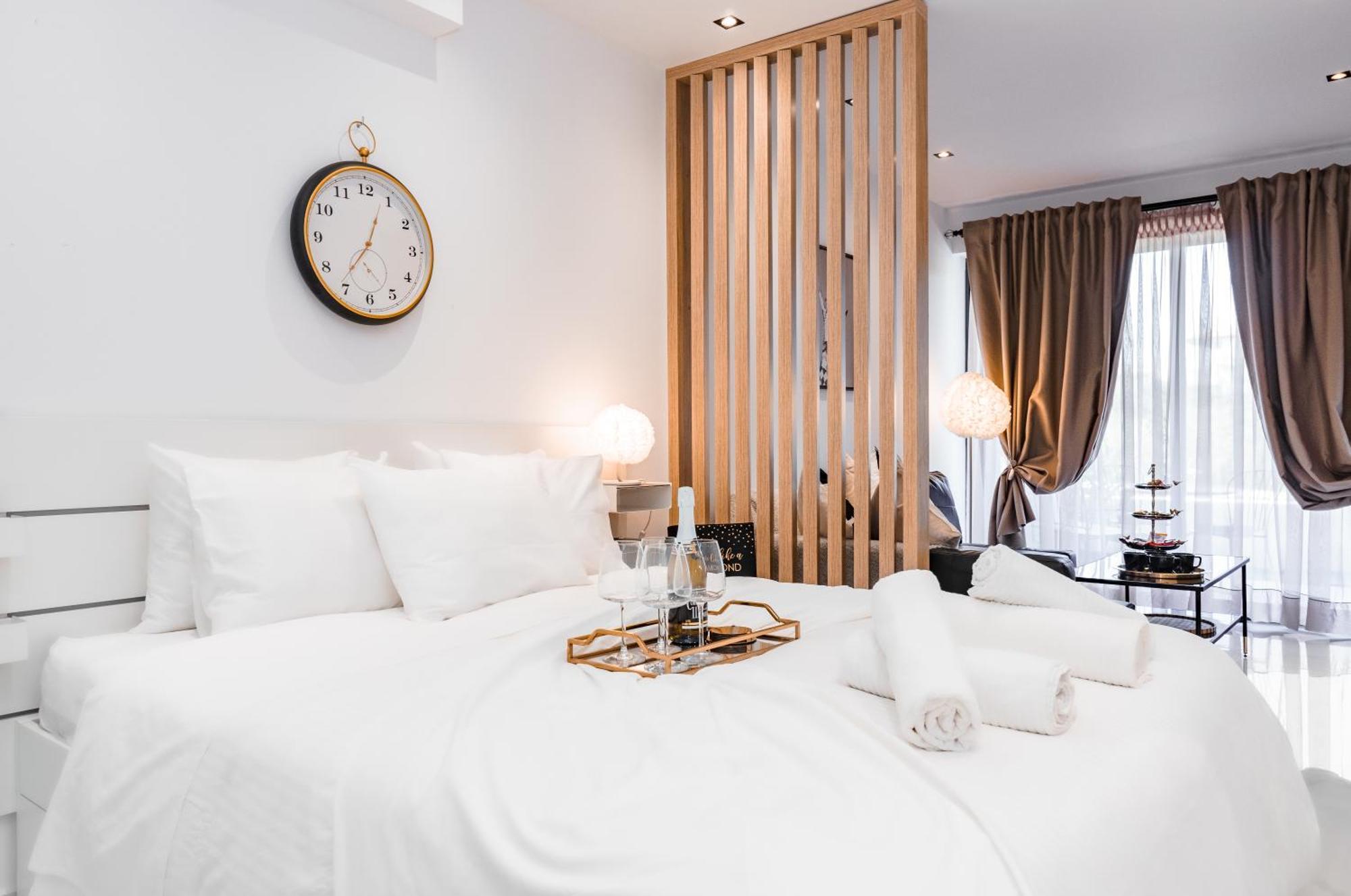 Kallithea Diamond Suite Bagian luar foto